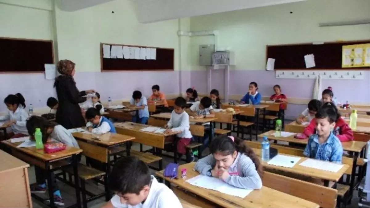Ödüllü Matematik ve Fen Bilimleri Sınavı Düzenlendi