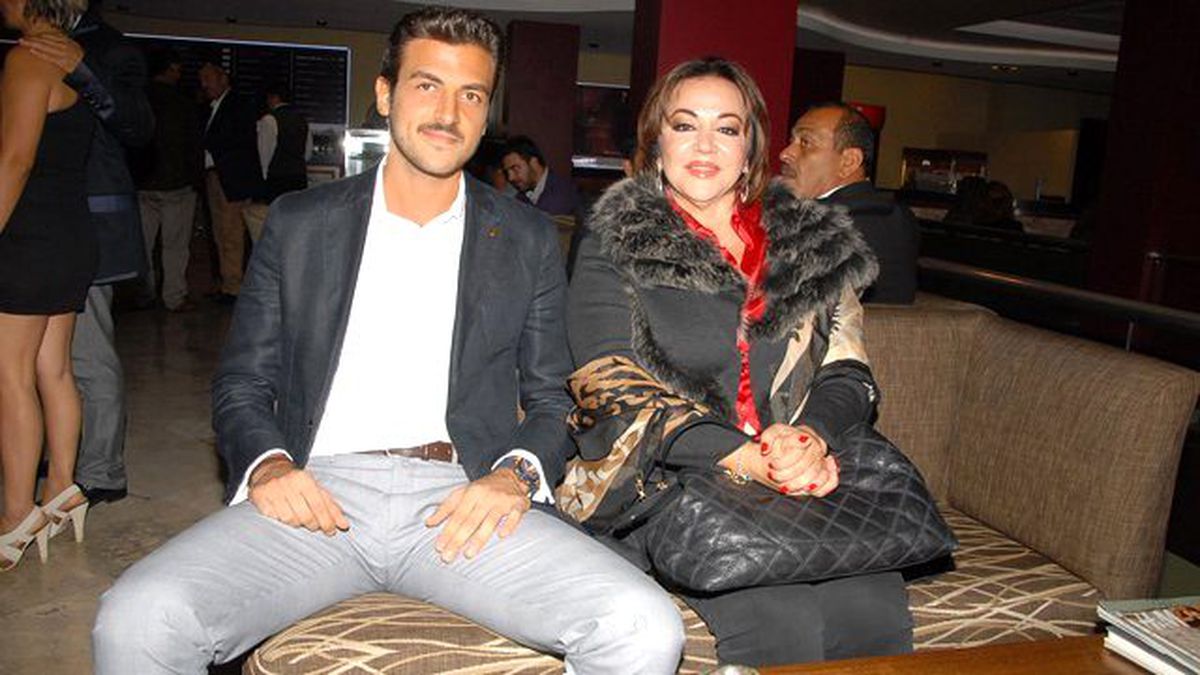 Oya Aydoğan'ın Anneler Günü Görüntüleri Duygulandırdı