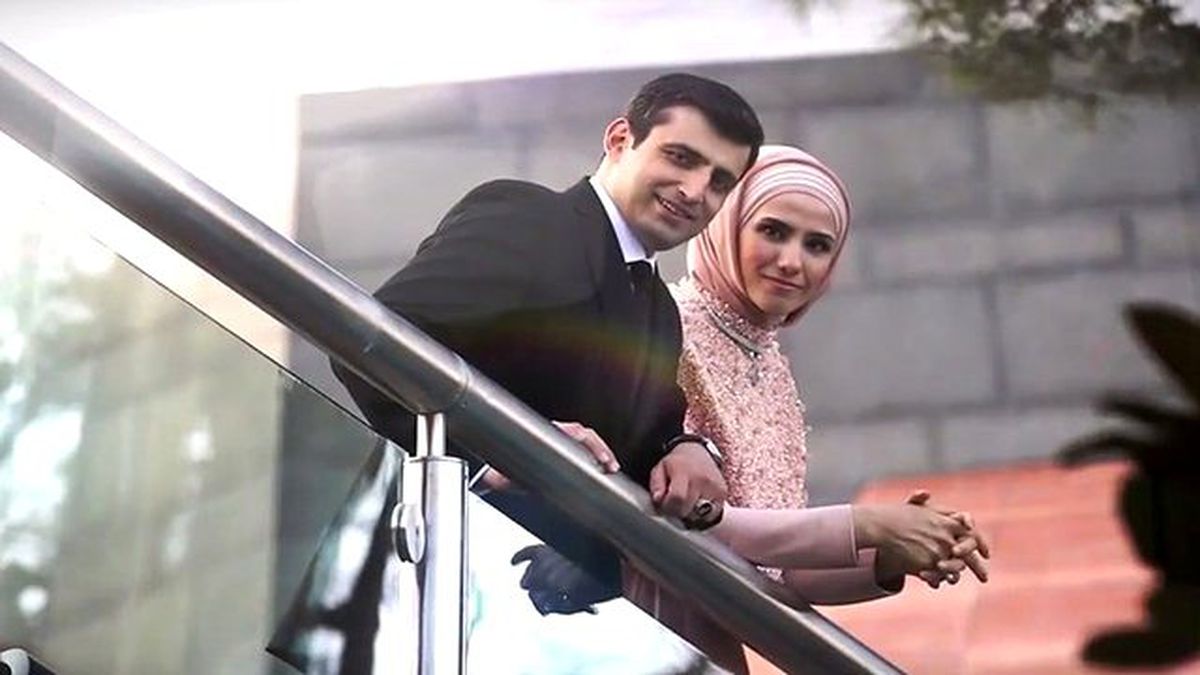 Sümeyye Erdoğan ve Selçuk Bayraktar'ın Nişan Fotoğrafları Ortaya Çıktı