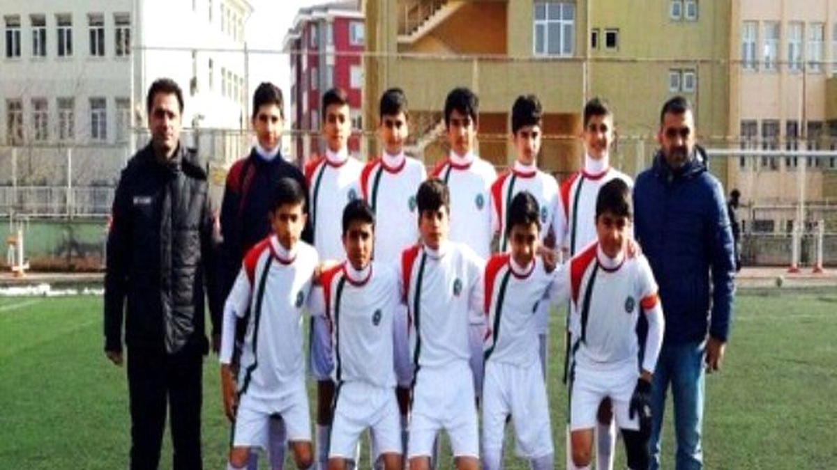 Amedspor U-14 takımı Play-Off\'ta