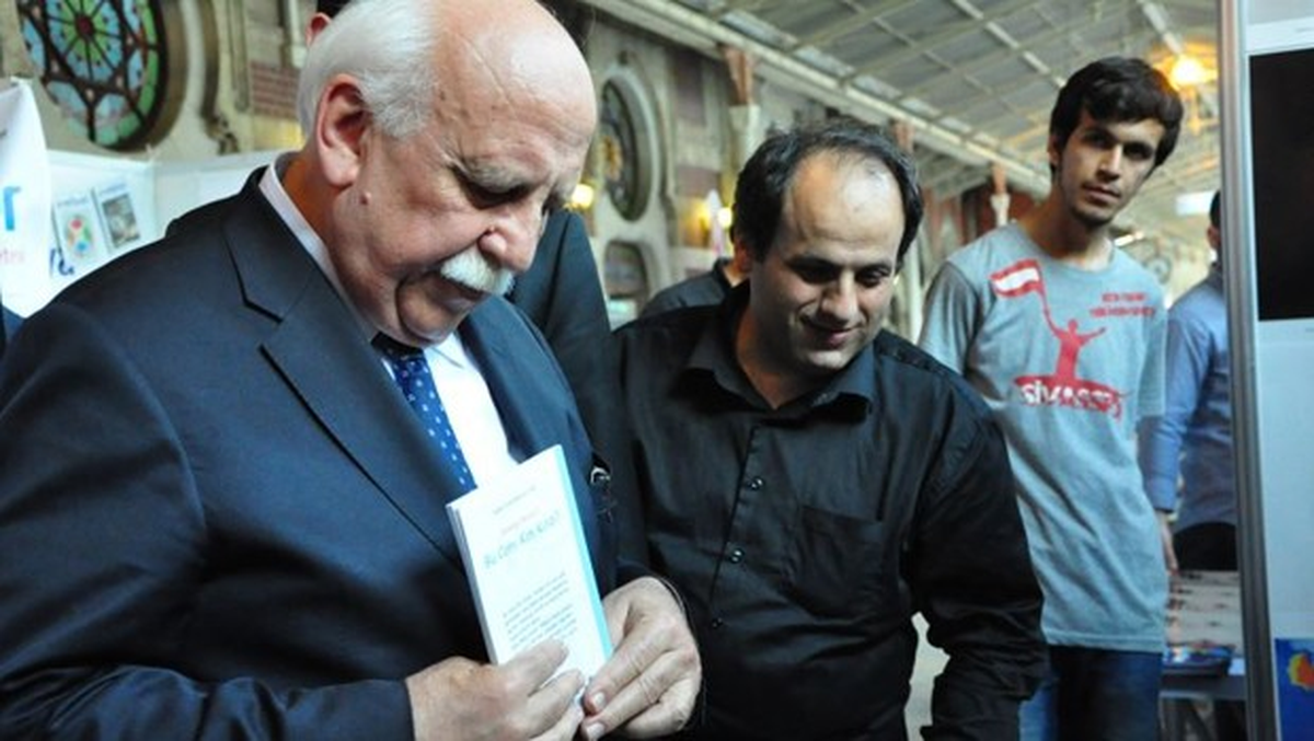 Bakan Avcı:  "Dergi Abonelikleriyle İlgili Bütçemizi Zorlayacağız"