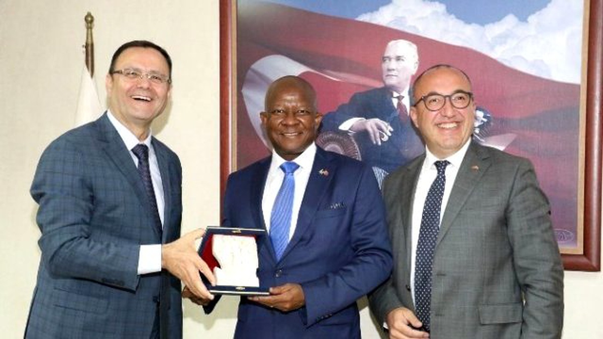 Büyükelçi Malefane\'den "Afrika\'ya Gelin" Çağrısı