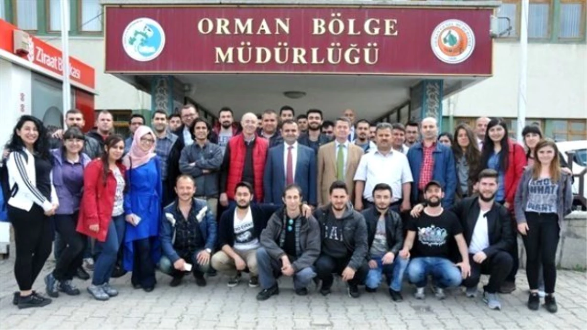 İstanbul Üniversitesi Öğrencileri Teknik Gezi İçin Kütahya\'da