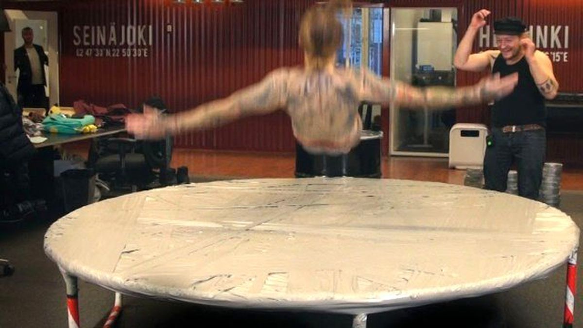 Koli Bandından Trambolin Olur mu?