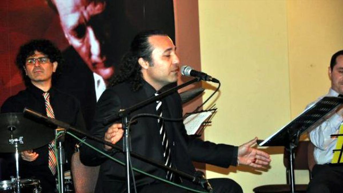 \'sazlı Cazlı\' Grubu, Bartın\'da Konser Verdi
