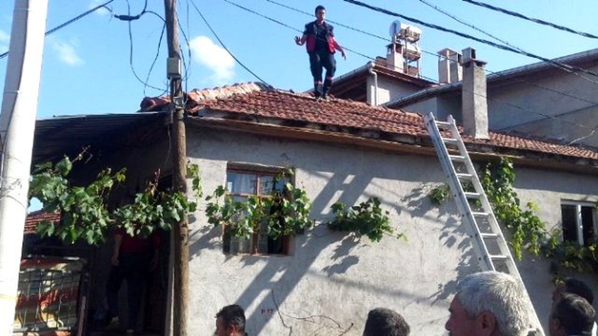 Selendi\'de Ev Yangını