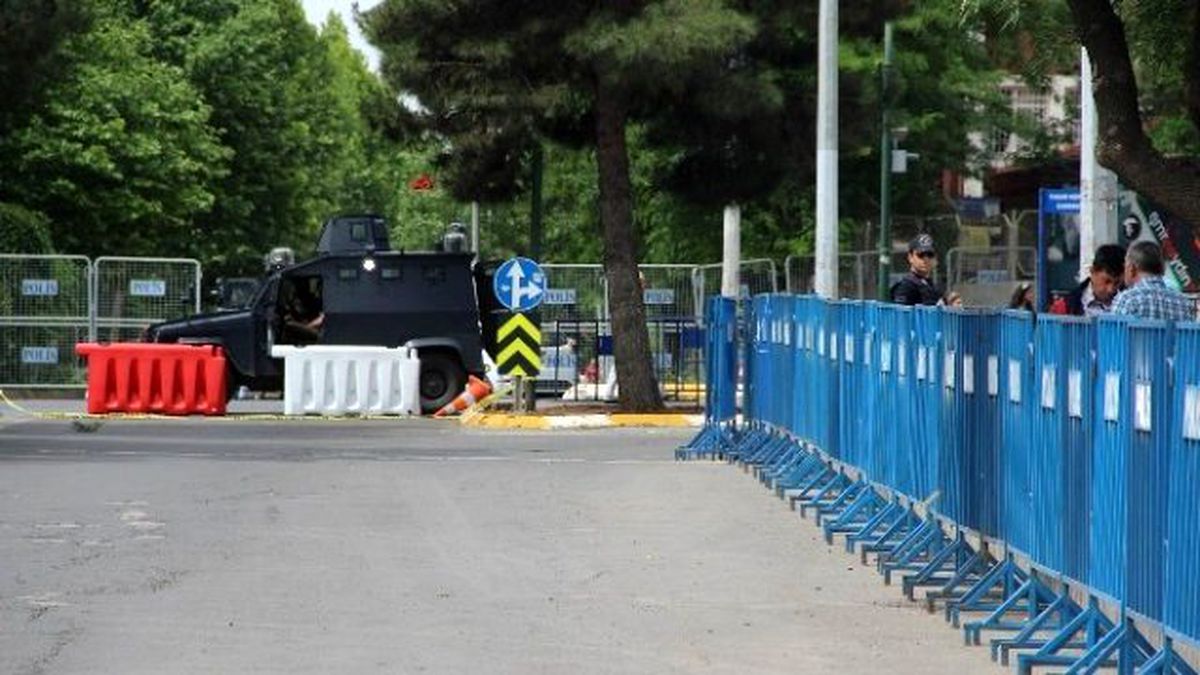 Yoğun Güvenlikli 19 Mayıs Provası