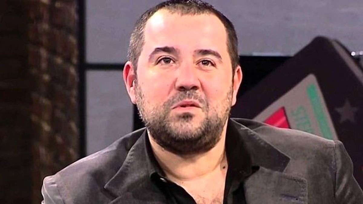 Ata Demirer Motosiklet Kazası Geçirdi
