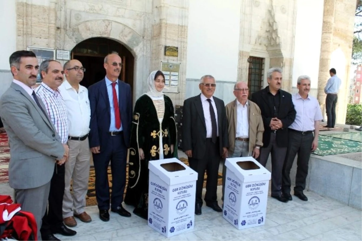 Aydın Müftülüğü, Öğrencinin Geri Dönüşüm Projesine Sahip Çıktı