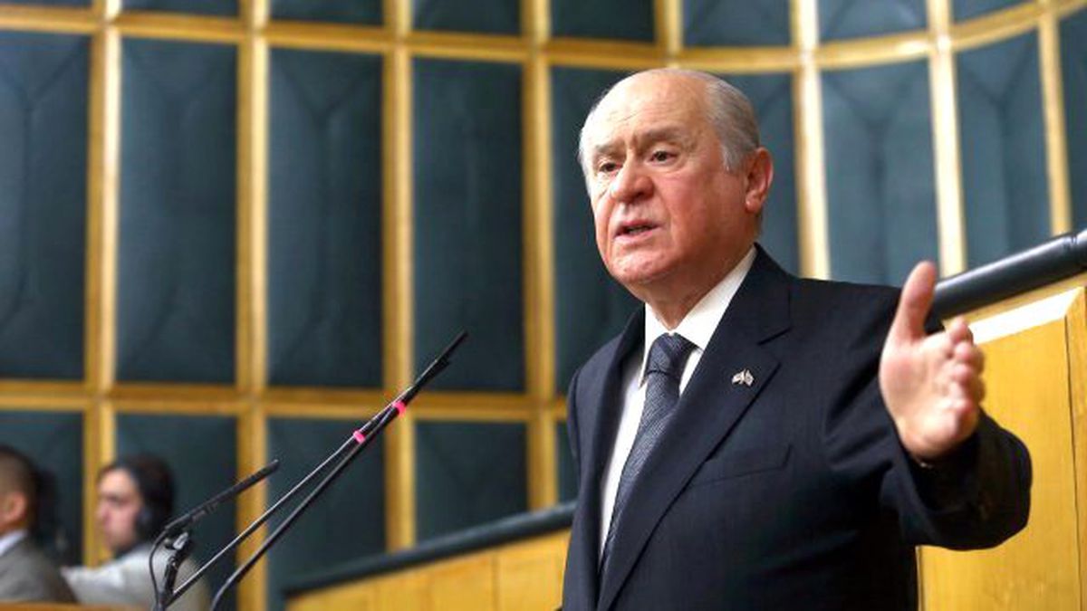 Bahçeli, Eleştirilerin Odağındaki Hulusi Akar'a Sahip Çıktı