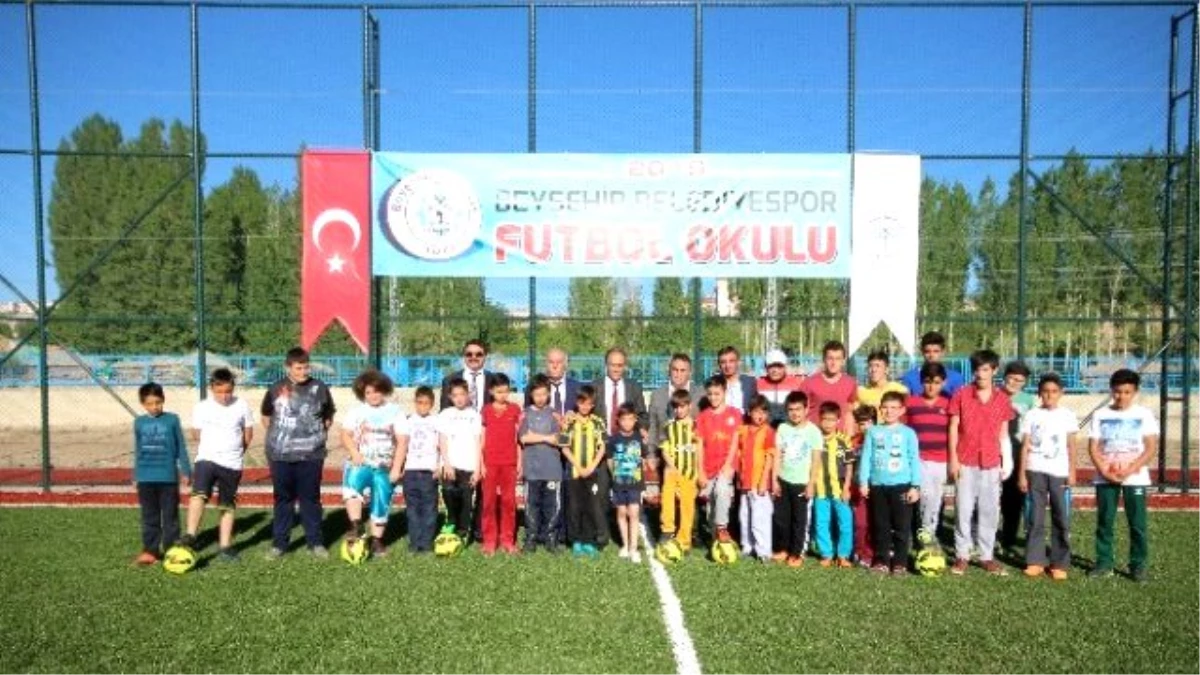Beyşehir Belediyespor Futbol Okulu Açıldı