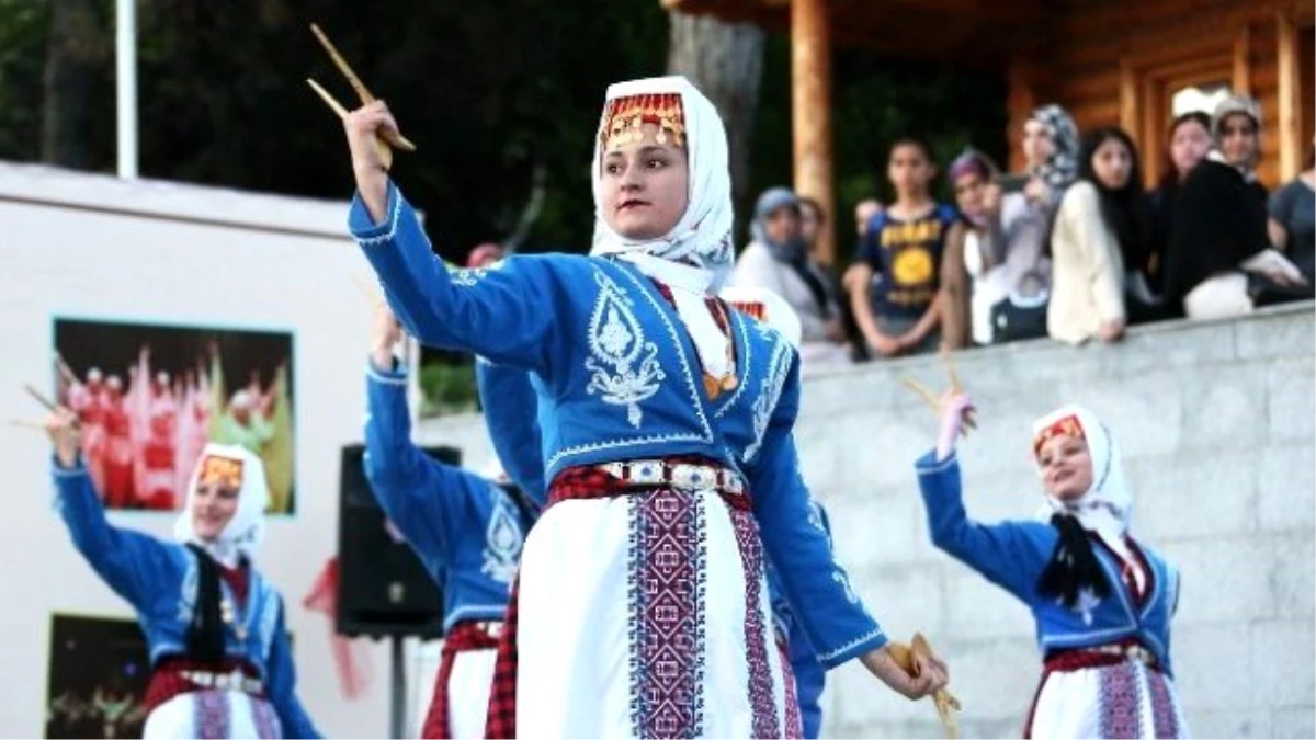 Bolu Belediyesi Köroğlu Halk Dansları Topluluğundan Muhteşem Final