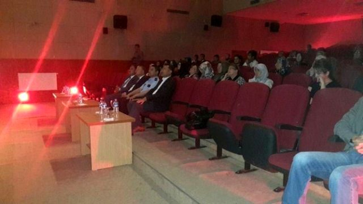 Develi\'de Çocuk İstisması Konferansı Düzenlendi
