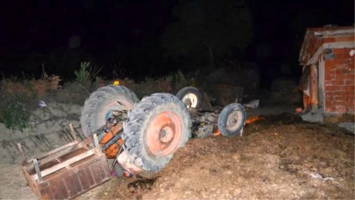 Devrilen Traktörün Altında Kalan Çiftçi Öldü