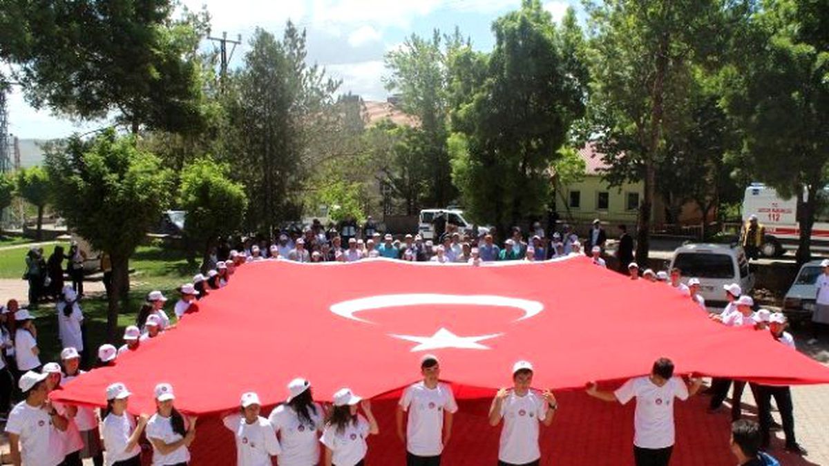 Gemerek\'te Gençlik Haftası Kutlanıyor