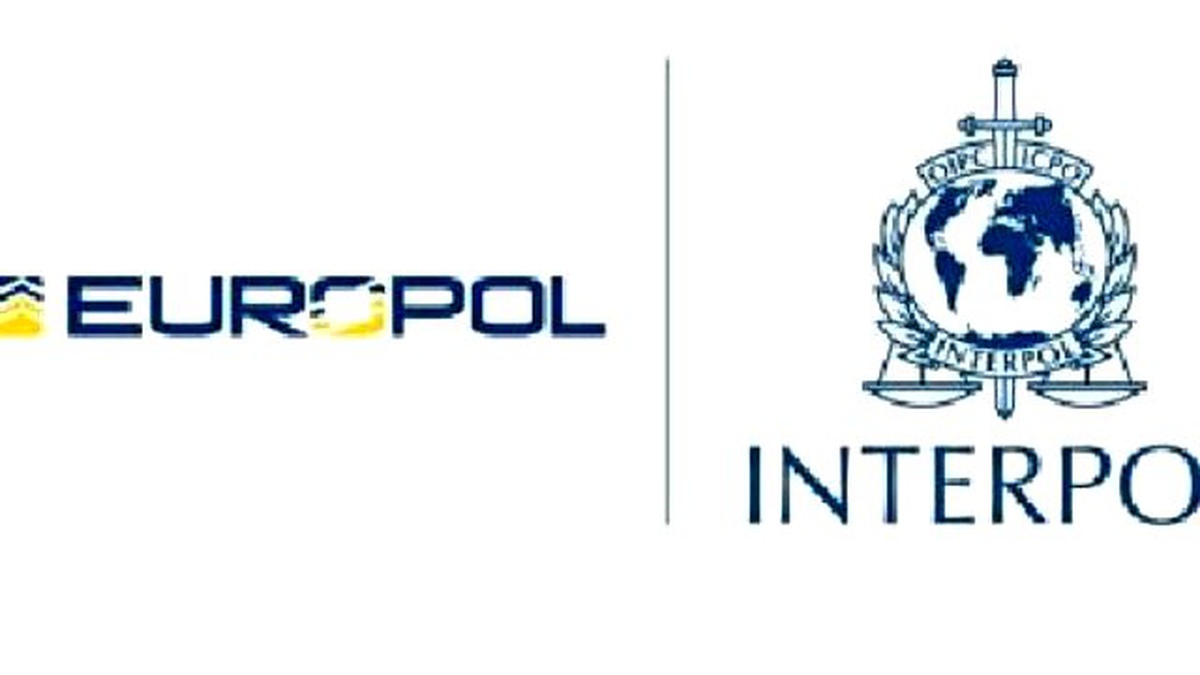 Interpol / Europol : İnsan Kaçakçıları Avrupa Pazarında 5-6 Milyar Dolar Kazandı