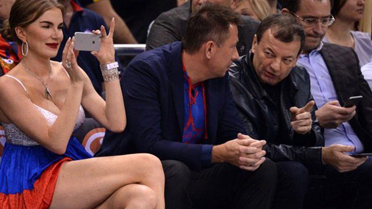 Kalinic'e Saldıran Kuschcenko, Maçın Hakeminin Patronu Çıktı