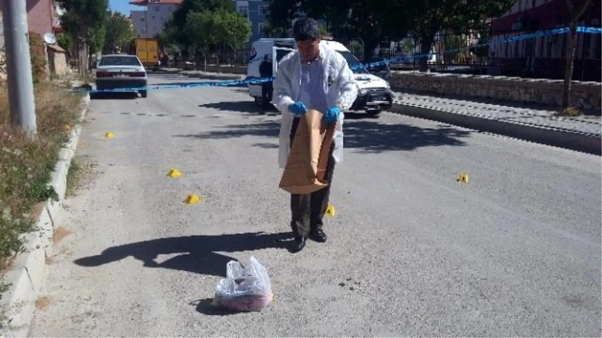 Karaman\'da Silahlı ve Sopalı Kavga: İki Yaralı