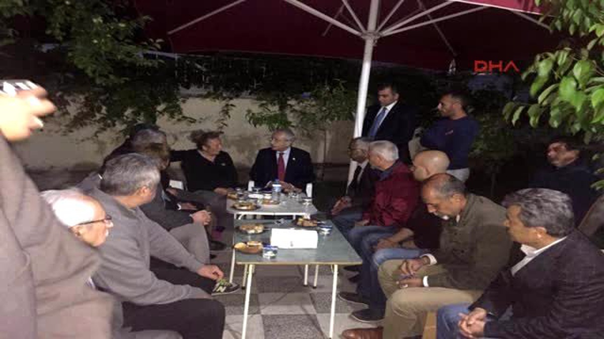 Kılıçdaroğlu\'ndan Şehit Ailesine Taziye Ziyareti