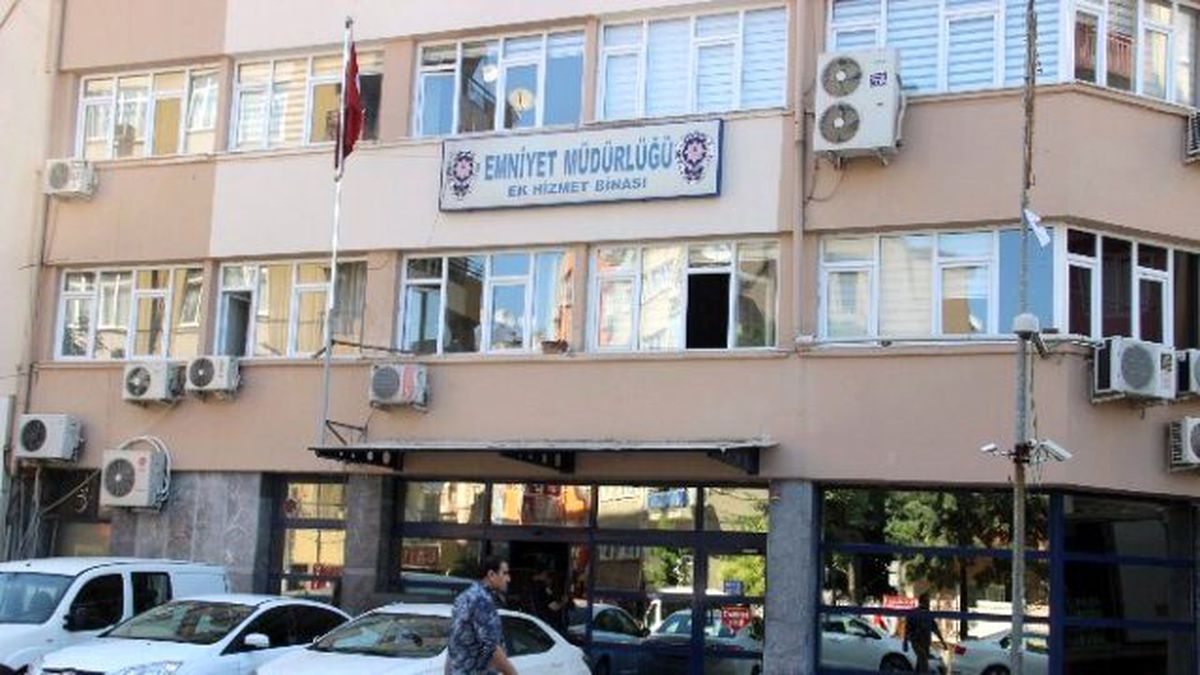Manisa\'da Paralel Yapı Operasyonu: 10 Gözaltı