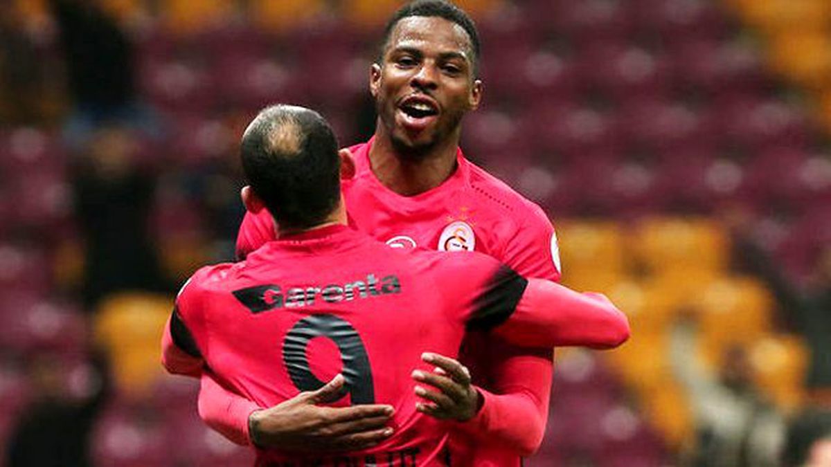 Ryan Donk, Akhisar Belediyespor'la Prensipte Anlaştı