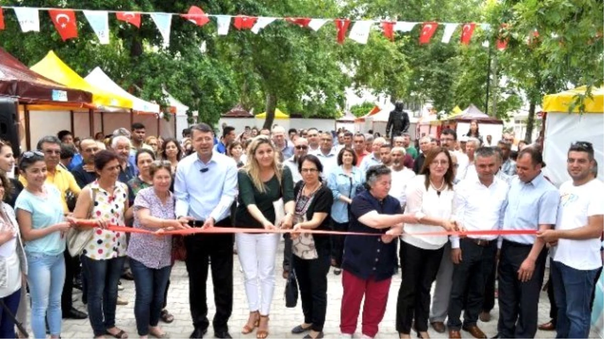 Mersin Silifke\'de Kadın El Emeği Pazarı Açıldı