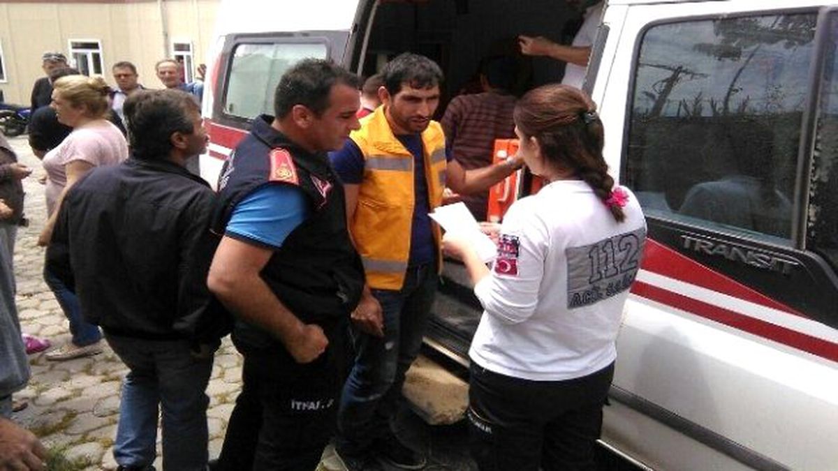 5 Metrelik Elekten Düşerek Yaralandı