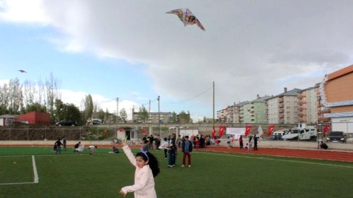 Ağrı\'da Uçurtma Şenliği