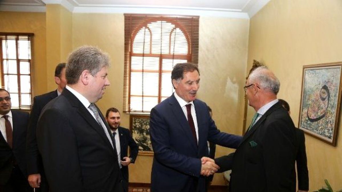Cumhurbaşkanı Başdanışmanı Malkoç\'tan Yılmaz\'a Ziyaret