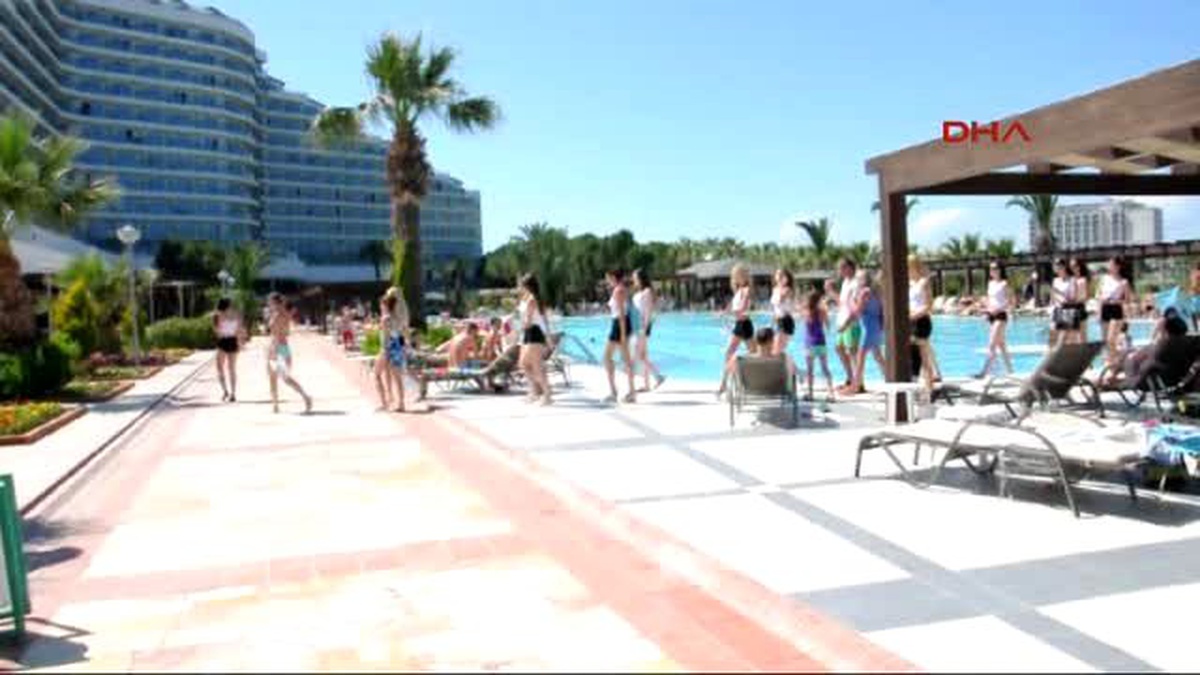 Didim Miss Apollon Güzelleri Didim\'de Kampta