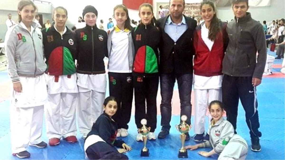 Diyarbakır\'ın Altın Kızları Başarıya Doymuyor