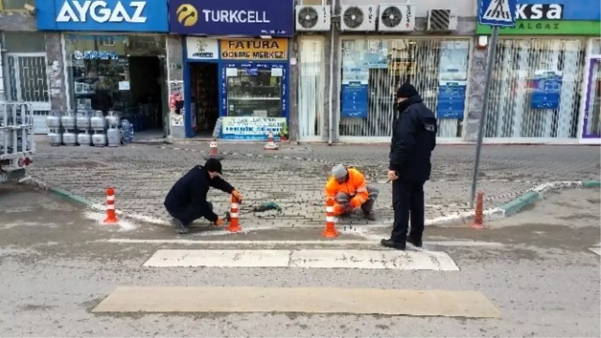 Engelli Kaldırımlarına Araç Park Edenlere Ceza