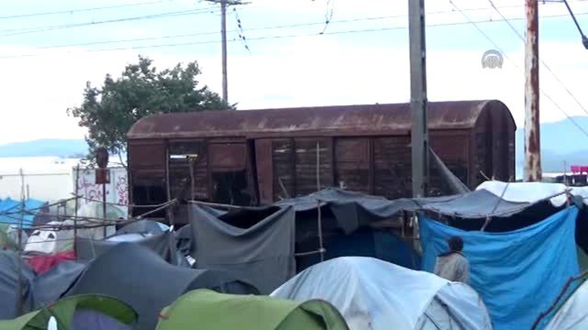 İdomeni'de Polis ve Sığınmacılar Arasında Arbede