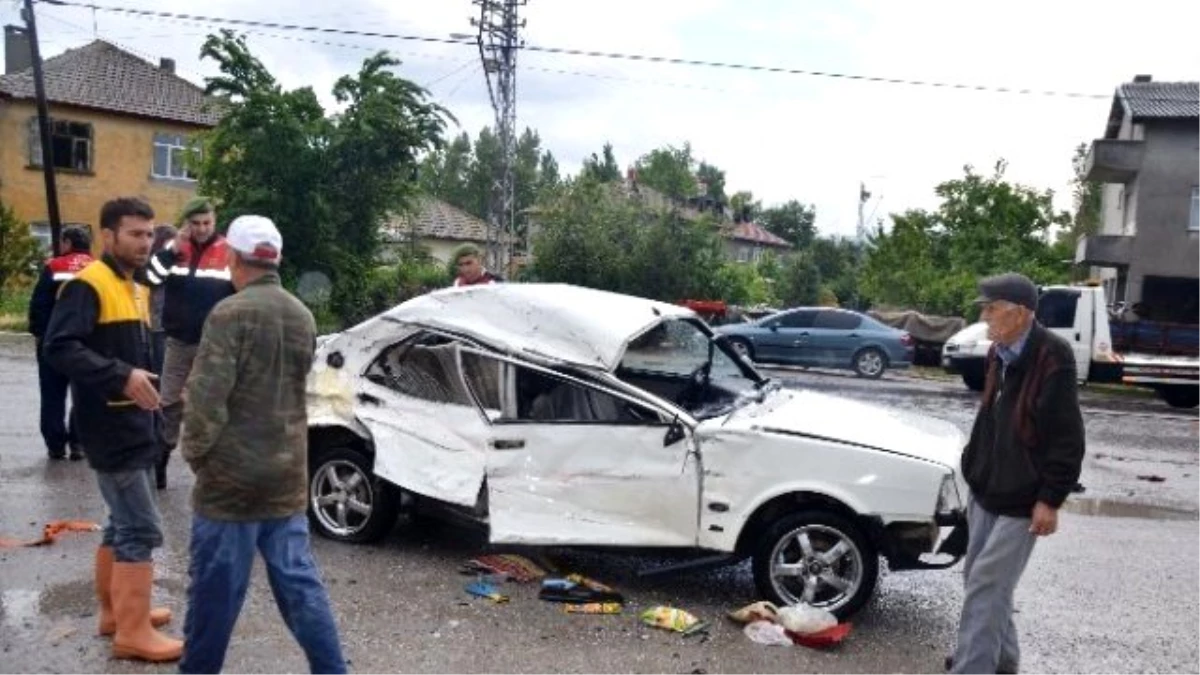 Konya\'da Trafik Kazası: 1 Ölü, 1 Yaralı