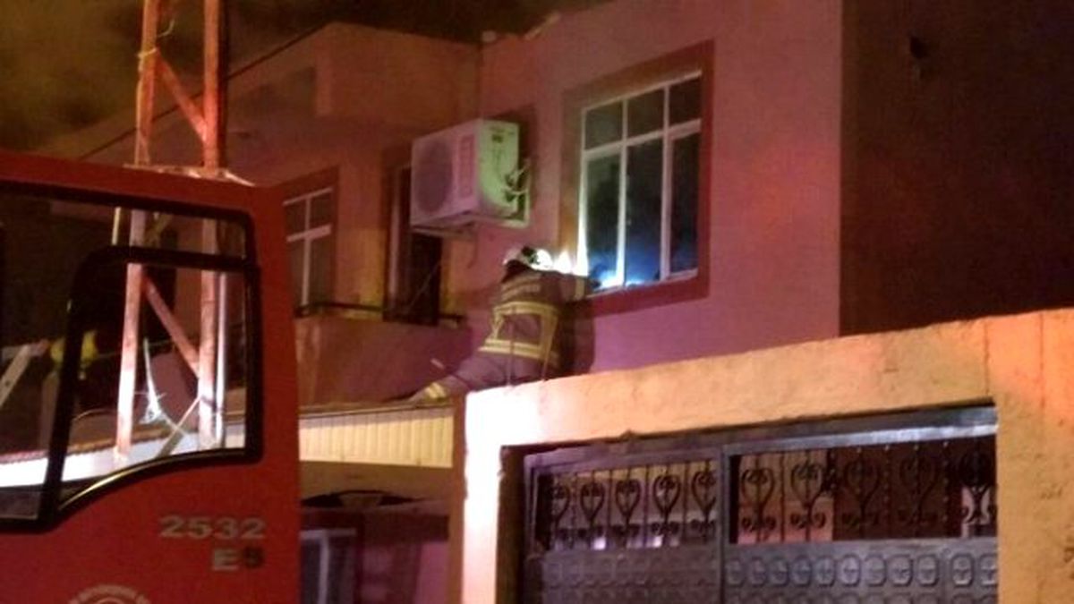 Mahalleli Yangınla Uyandı
