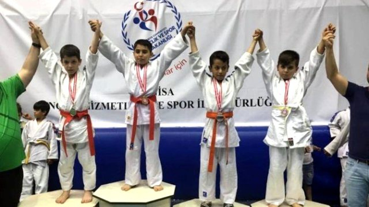 Manisa Büyükşehir\'den Judoda Büyük Başarı