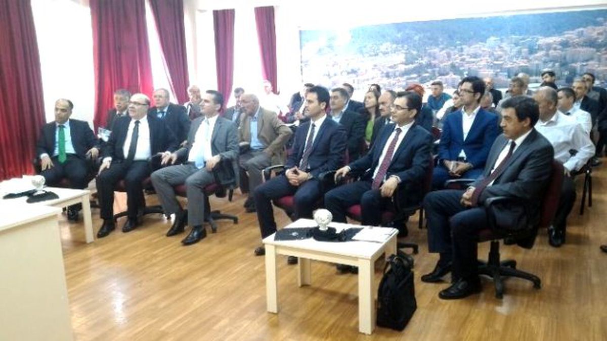 MEB Müsteşar Yardımcısı Çolakoğlu Kızılcahamam\'daki Okullarda İnceleme Yaptı
