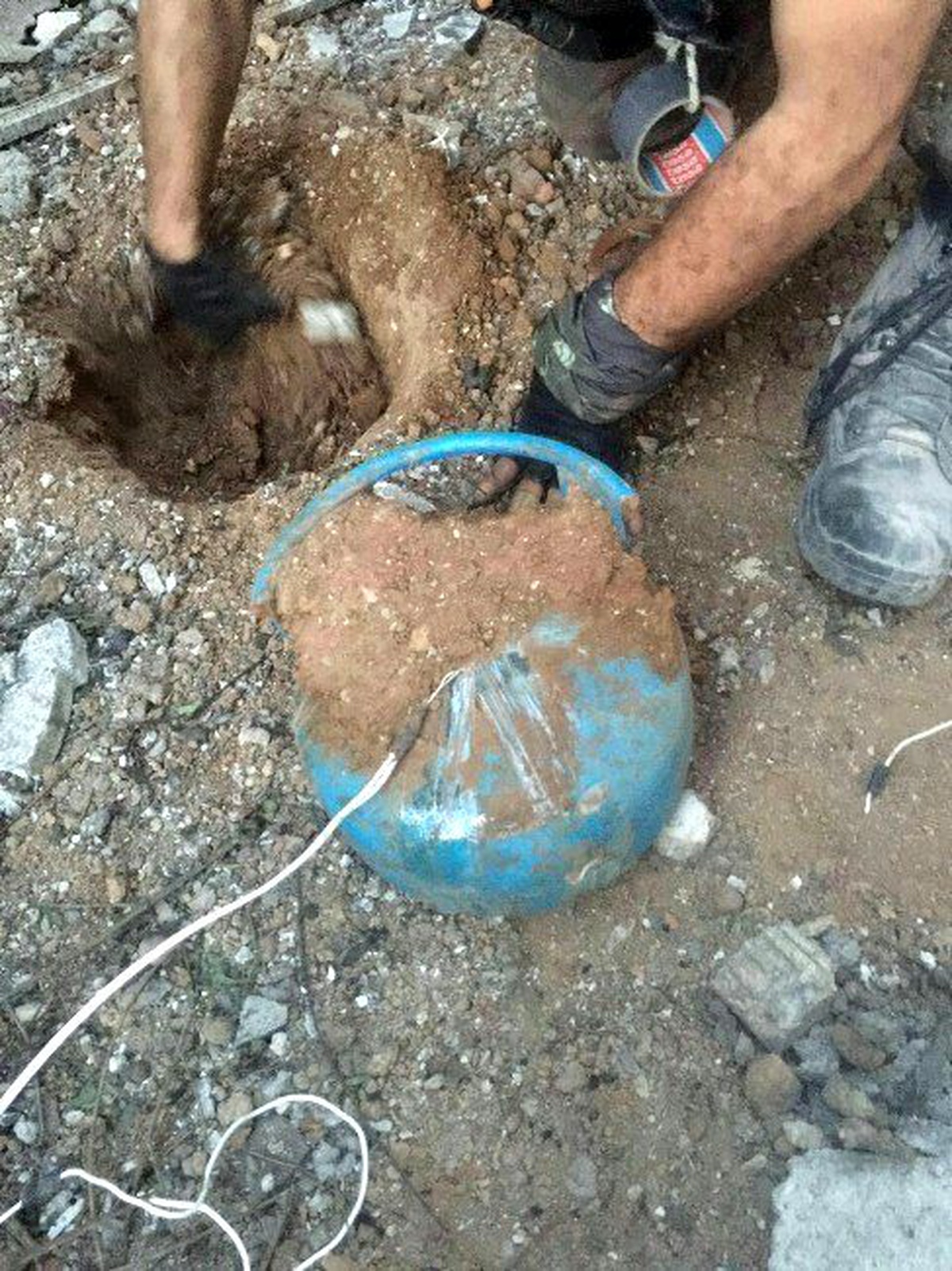 Nusaybin\'de Evler ve Yollar Tuzaklarla Kaplı
