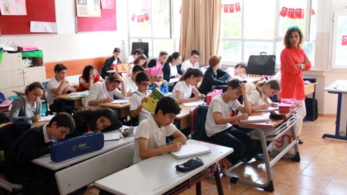 Öğretmenlerin İller Arası Yer Değiştirme Başvuruları 16-22 Haziran Arasında