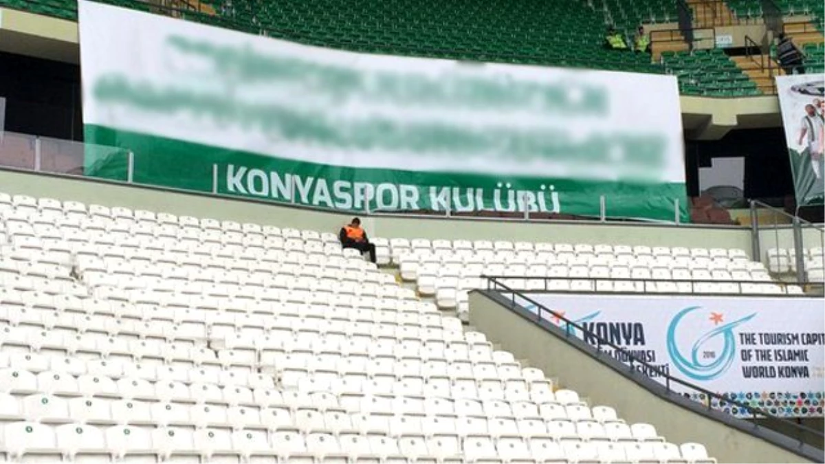 Torku Konyaspor, Beşiktaş için Pankart Açtı