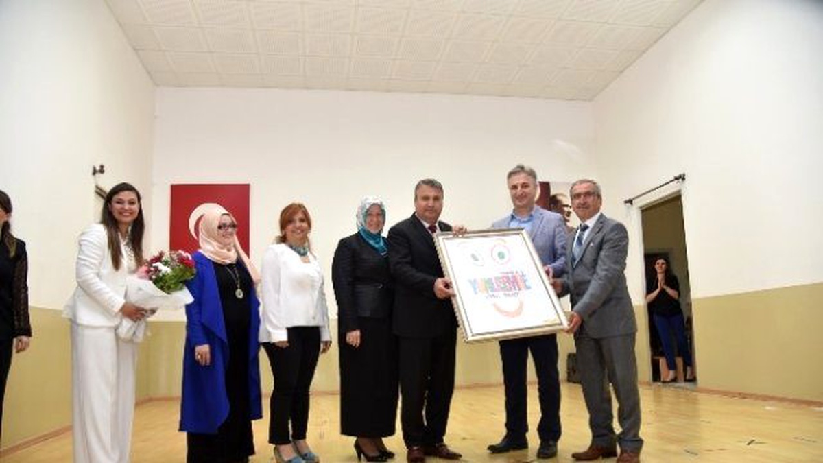 Yunusemreli Miniklerden Muhteşem Mezuniyet
