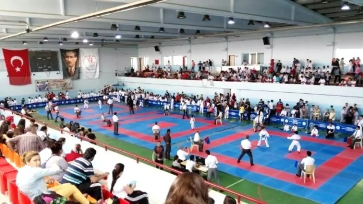 Zeugma Karate Şampiyonası Yapıldı