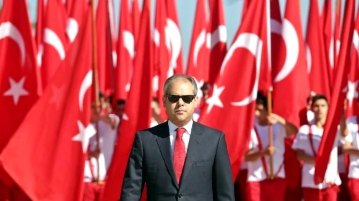 19 Mayıs Atatürk\'ü Anma, Gençlik ve Spor Bayramı