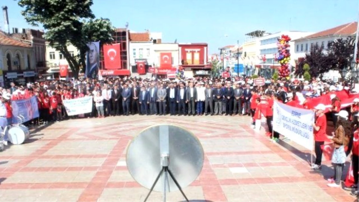 19 Mayıs Atatürk\'ü Anma, Gençlik ve Spor Bayramı Edirne\'de Kutlandı