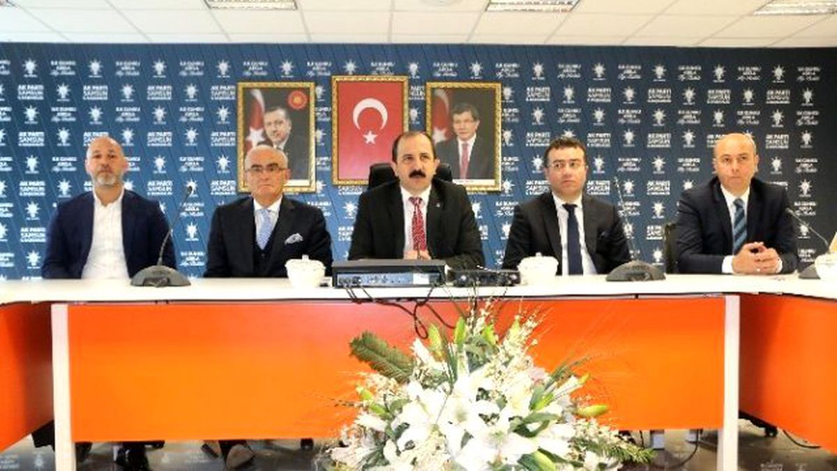 Ak Parti: "Kutlu Yürüyüşe Devam"