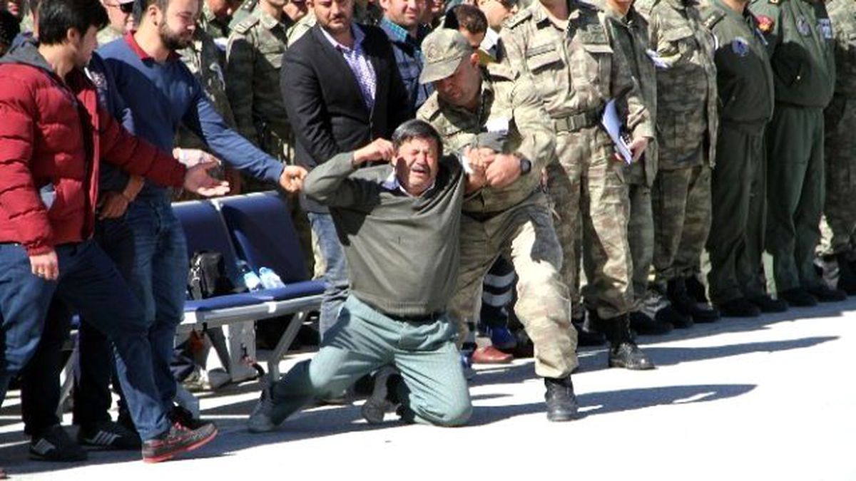 Aktütün Şehitlerine Uğurlama