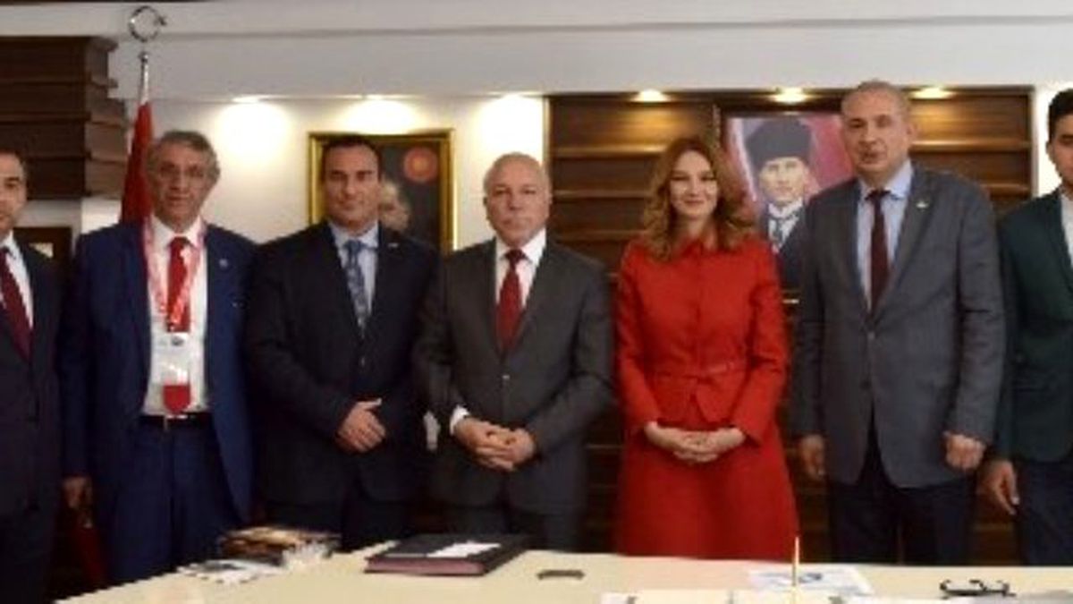 Bakan Bakirov ve Milletvekili Paşayeva Başkan Sekmen\'i Ziyaret Etti