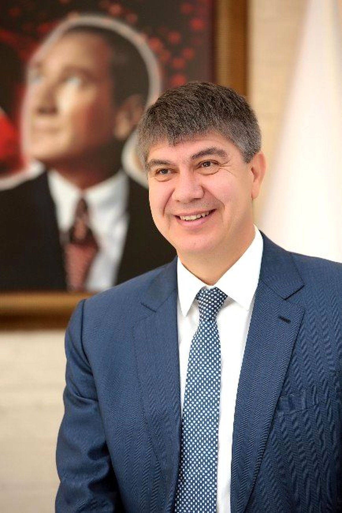 Başkan Türel\'den Gençlere Mesaj