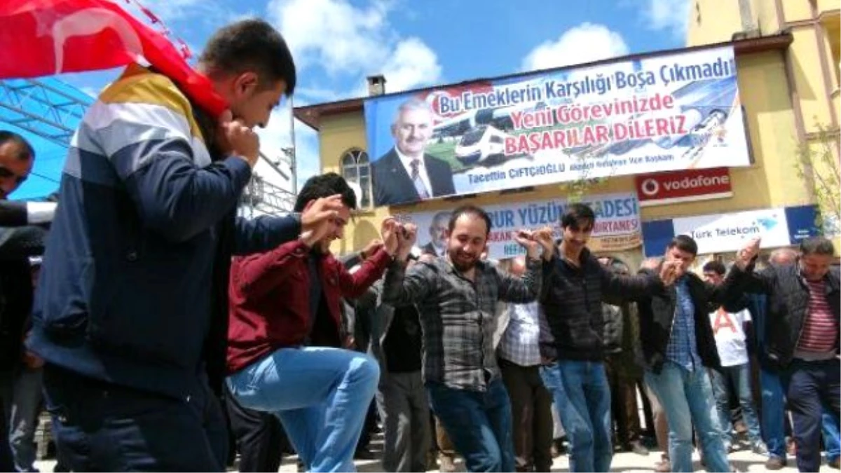 Binali Yıldırım\'ın Memleketi Erzincan\'da Büyük Sevinç