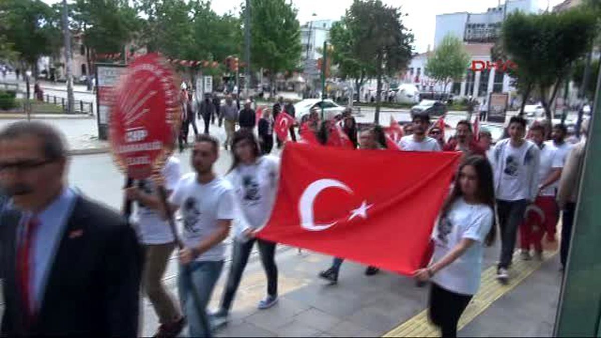 Elazığ\'da CHP\'lilerden Alternatif 19 Mayıs Kutlaması
